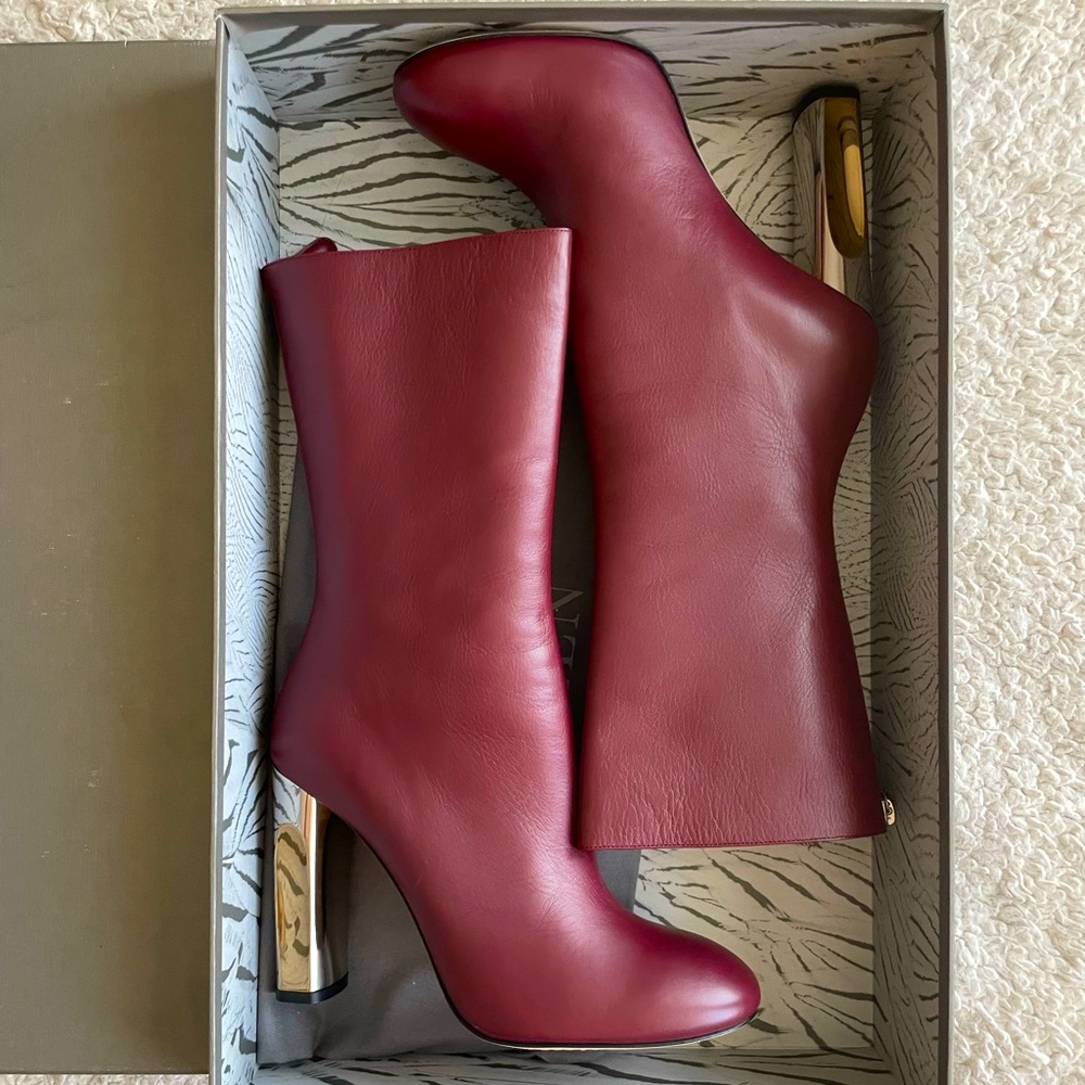 NWT Alexander McQueen burgundy leather boots with mirror high heels size 39 1/2